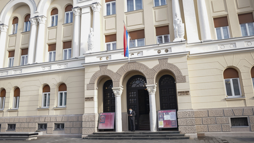 Banski dvor u kojem se održala sjednica Gradske skupštine / FOTO: GERILA