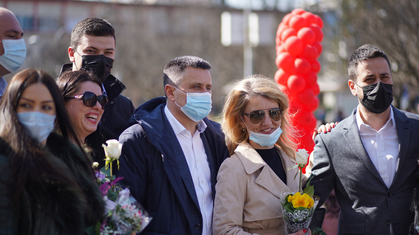 SNSD druženje sa simpatizerkama na Trgu Krajine / FOTO: GERILA