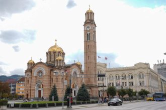centar Banjaluke, Hram Hrista Spasitelja, Gradska uprava